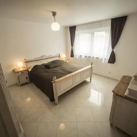 A&m Flat - Ruby Bergisch Gladbach